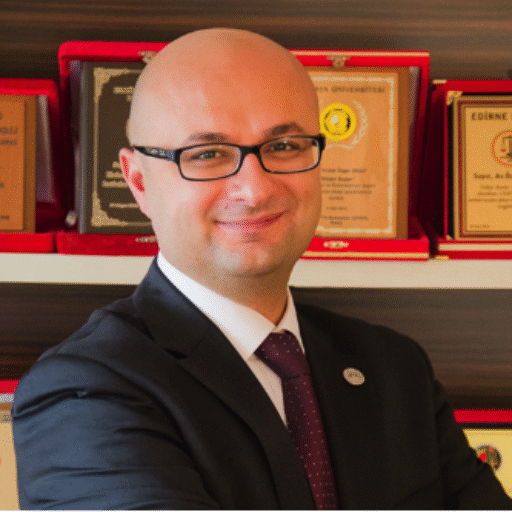 Avukat Özgür Eralp - Bilişim Hukuku Uzmanı ve Teknoloji Girişim Mentoru